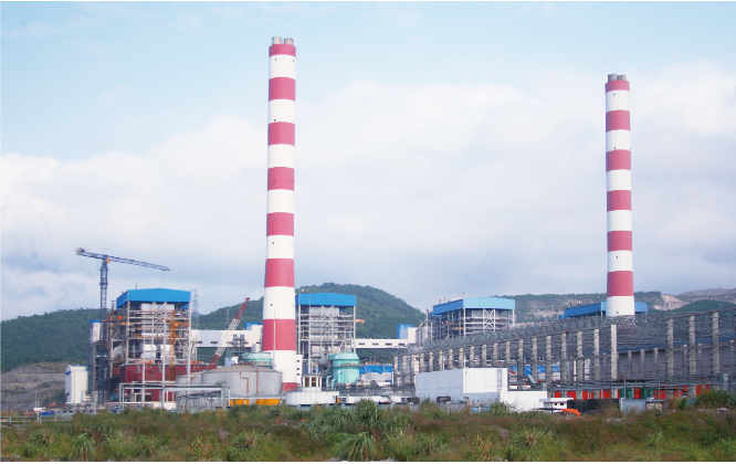 越南广宁电厂二期2x300MW机组工程钢结构安装项目